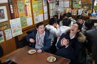 「冒険発掘バラエティ 霜降り明星のあてみなげ」のワンシーン。(c)静岡朝日テレビ