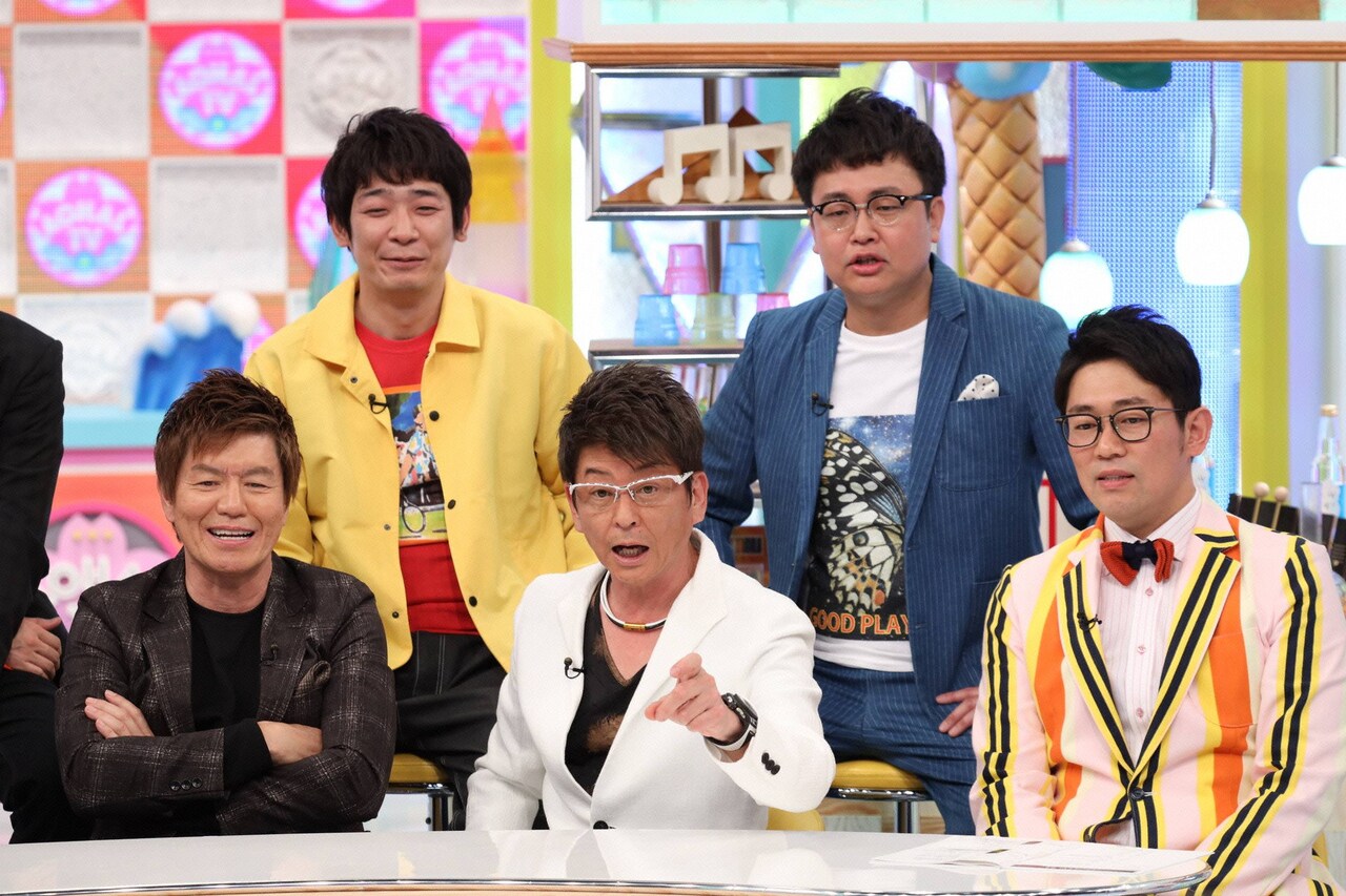 （前列左から）ヒロミ、哀川翔、ビビる大木と、銀シャリ（後列）。(c)フジテレビ
