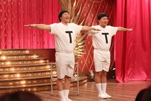 「ネタパレ」にTT兄弟ネタで登場するチョコレートプラネット。(c)フジテレビ