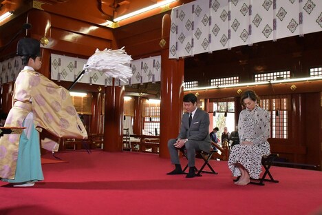 祈祷中の様子。