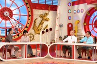 （左から）東野幸治、中島めぐみアナ、オール阪神・巨人。(c)関西テレビ