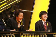（左から）ネプチューン堀内、バカリズム。(c)フジテレビ