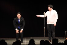 マヂカルラブリー単独ライブ「あー・・・ハラへったな」の様子。