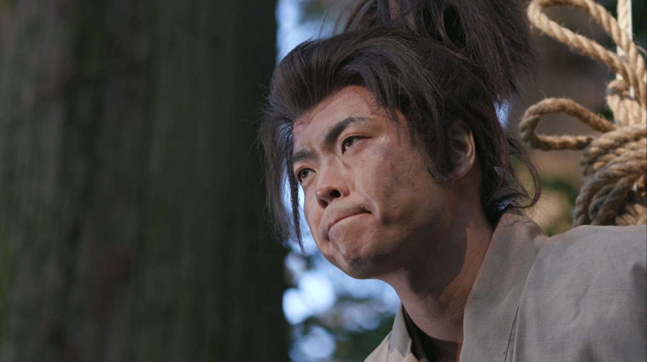 宮本武蔵役の上川隆也に扮するライス田所。(c)テレビ東京