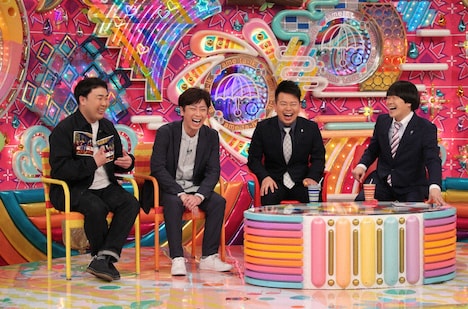 （左から）フットボールアワー、雨上がり決死隊。(c)テレビ朝日