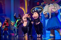 「SING ON TOUR」オープニングセレモニーの様子。（画像提供：ユニバーサル・スタジオ・ジャパン ）