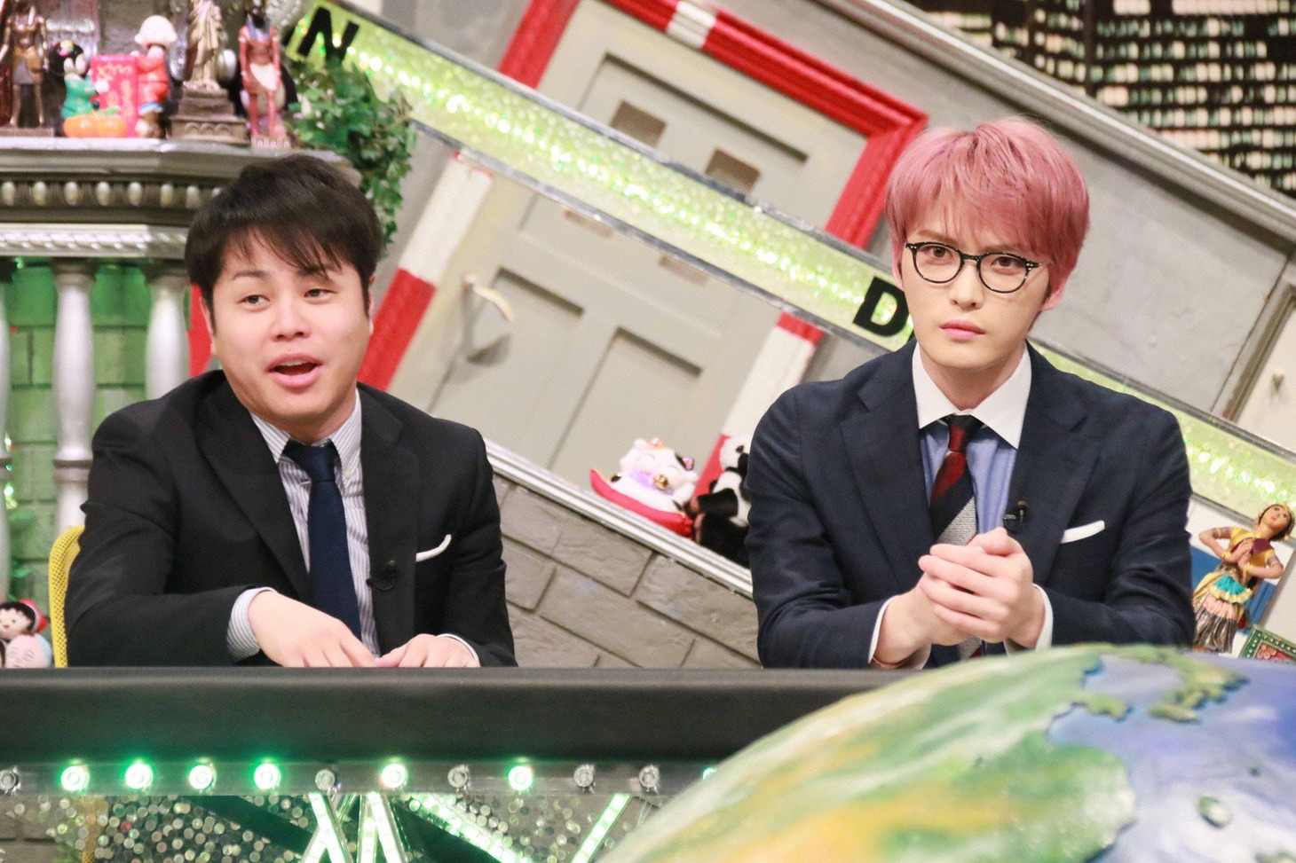 「全力！脱力タイムズ」に出演する（左から）NON STYLE井上、ジェジュン。(c)フジテレビ