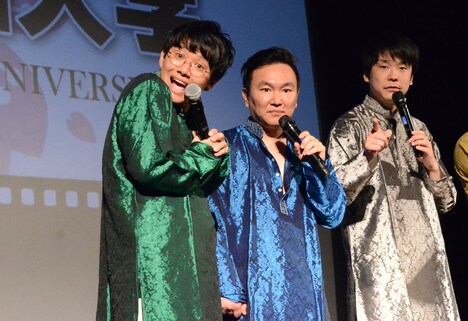 ミキ亜生(左)とかまいたち。