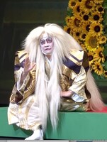 「内村文化祭」前回公演の様子。