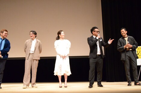 「ヤウンペを探せ！」舞台挨拶の様子。