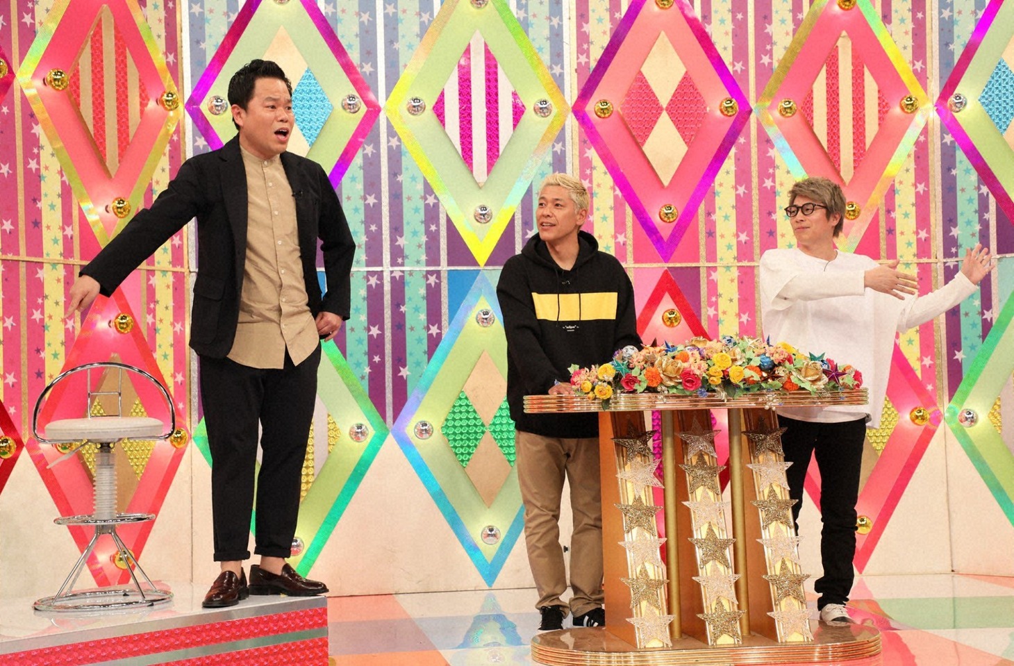 ダイアン津田（左）とロンドンブーツ1号2号。(c)テレビ朝日