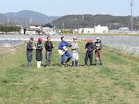 「世界！ニッポン人養成所」のワンシーン。(c)静岡第一テレビ