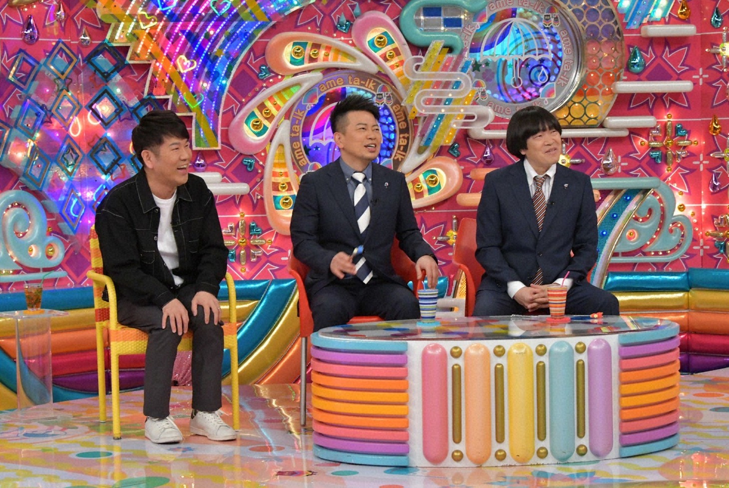 FUJIWARA藤本（左）と雨上がり決死隊。(c)テレビ朝日