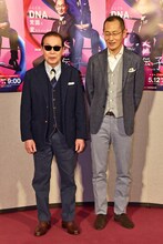 （左から）タモリ、山中伸弥氏。