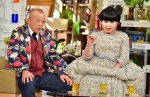 「A-Studio」に出演する（左から）笑福亭鶴瓶、黒柳徹子。(c)TBS