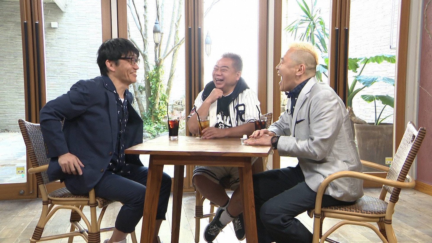 「ボクらの時代」に出演する（左から）ずん飯尾、出川哲朗、キャイ～ン・ウド鈴木。(c)フジテレビ