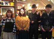 左から海原やすよ ともこ、プリマ旦那