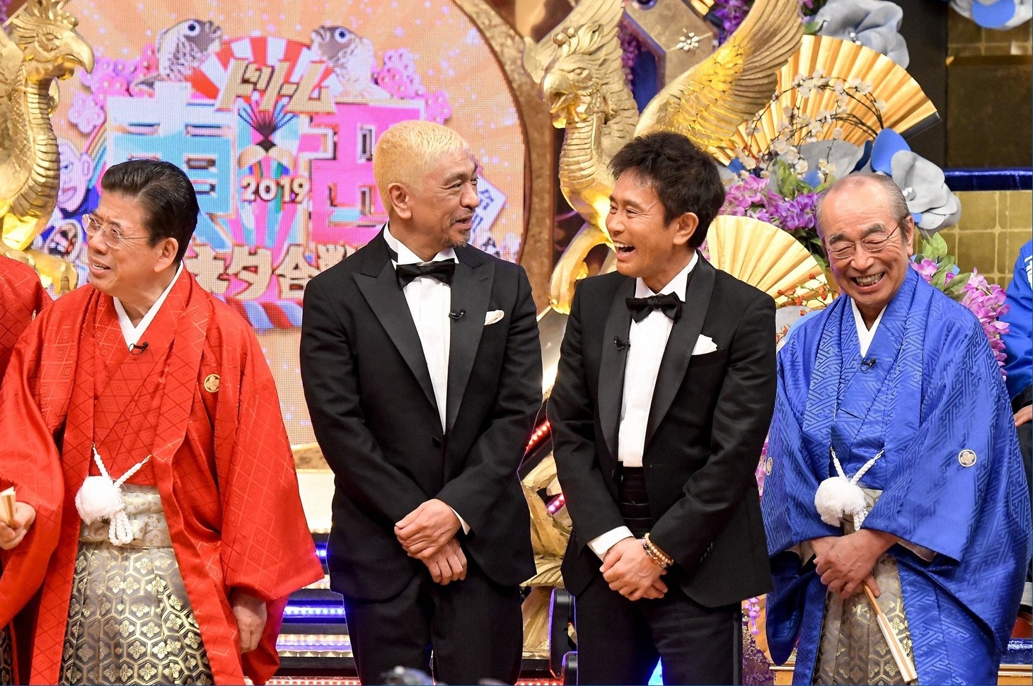 「ドリーム東西ネタ合戦」に出演するダウンタウンと西川きよし（左）、志村けん（右）。(c)TBS