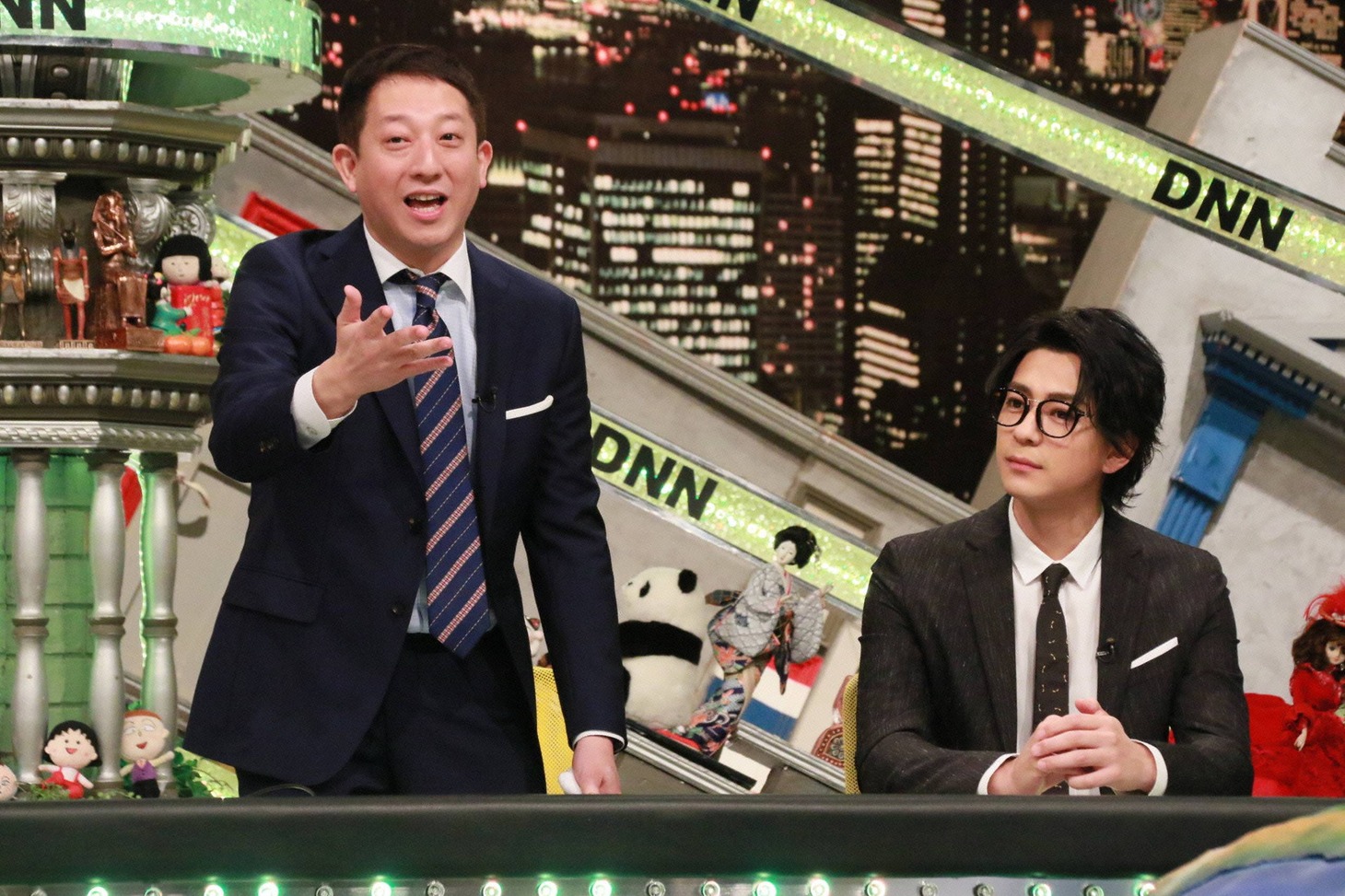 「全力！脱力タイムズ」に出演する（左から）サバンナ高橋、三浦翔平。(c)フジテレビ