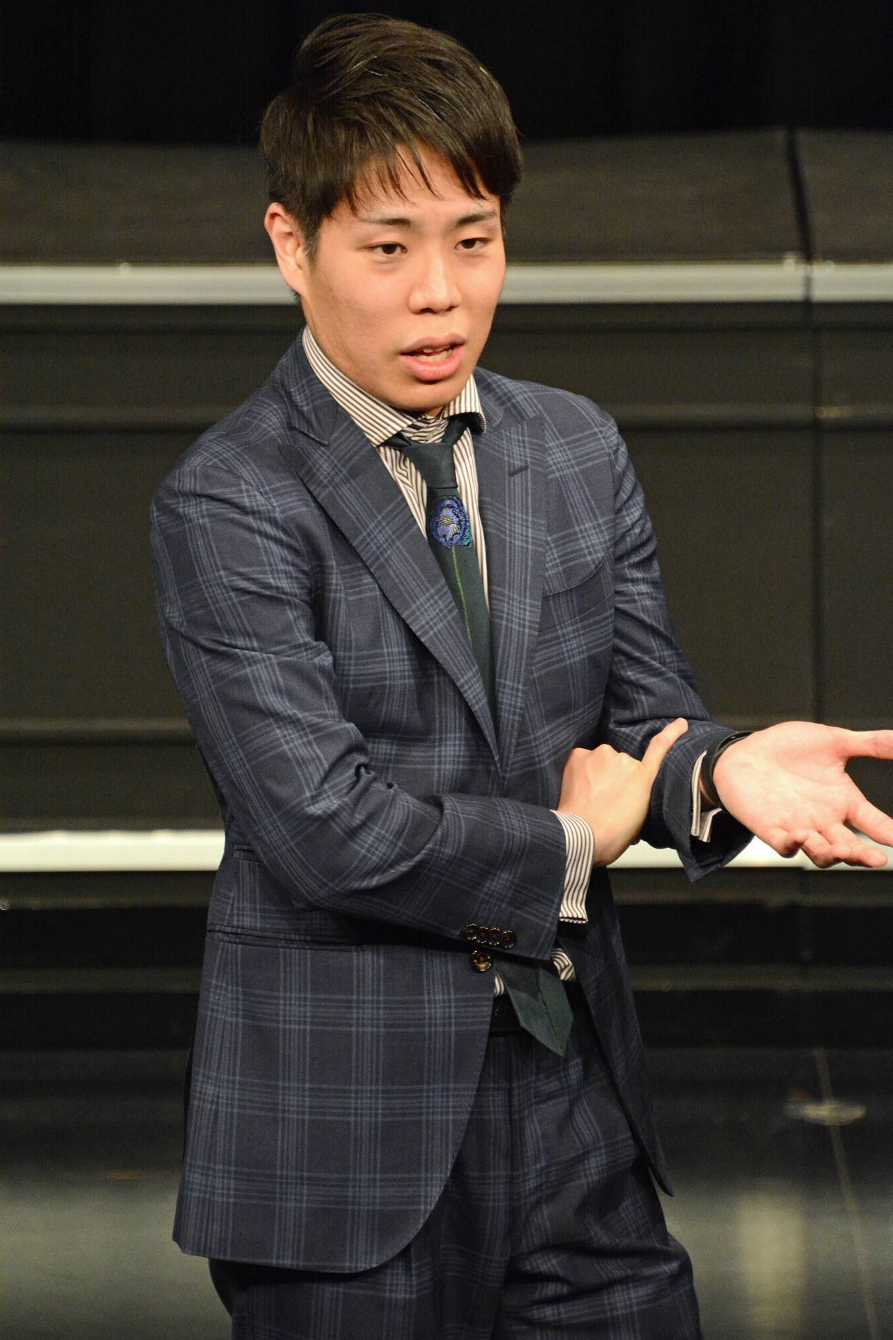 令和ロマン高比良