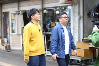 ロケ中のミキ。(c)静岡朝日テレビ