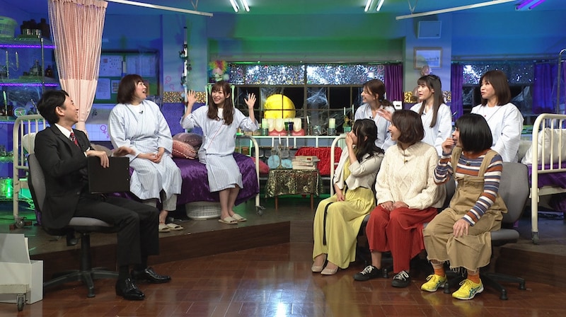 「有吉の真夜中の保健室4」のワンシーン。(c)日本テレビ