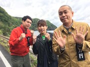 「10万円でできるかな」に出演するタカアンドトシと吉田沙保里（中央）。(c)テレビ朝日