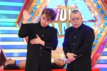 左からモリタク！、河口こうへい。(c)日本テレビ