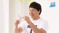 動画「コンビ風呂 presented by バスタブクレンジング」より。