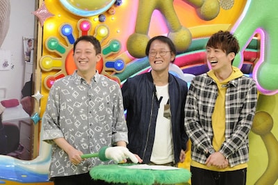 「今ちゃんの『実は…』」に出演する（左から）サバンナ高橋、アインシュタイン。(c)ABC