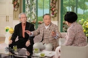 「徹子の部屋」に出演する(左から)小松政夫、伊東四朗、黒柳徹子。(c)テレビ朝日