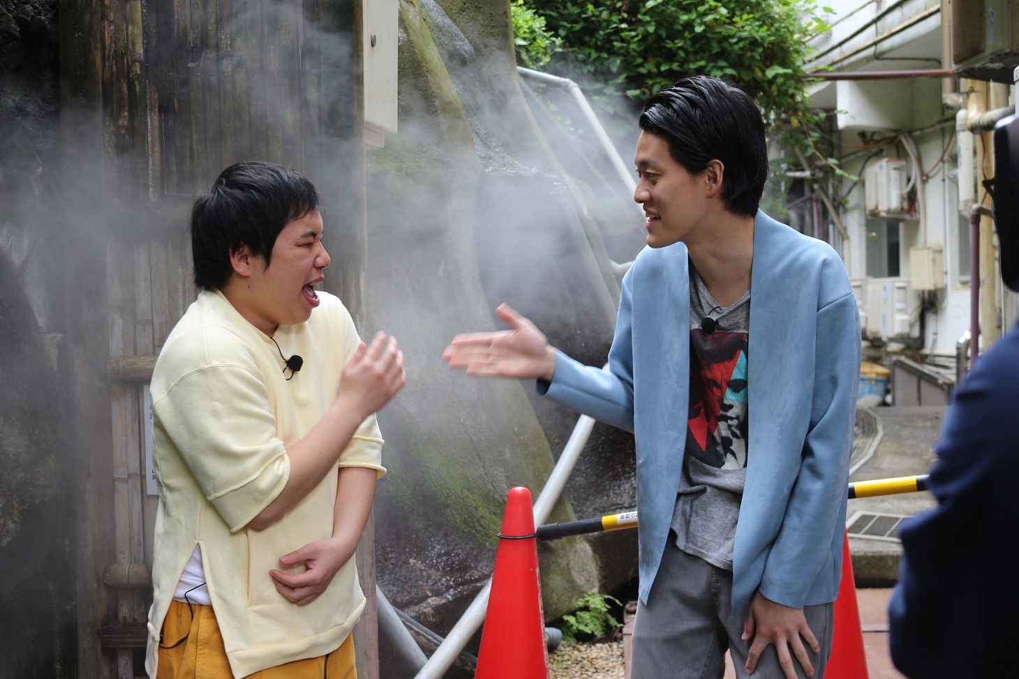 「冒険発掘バラエティ 霜降り明星のあてみなげ」のワンシーン。(c)静岡朝日テレビ