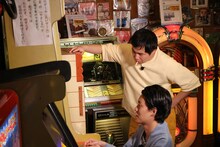 「冒険発掘バラエティ 霜降り明星のあてみなげ」のワンシーン。(c)静岡朝日テレビ