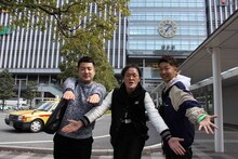 左から和牛・水田、アインシュタイン稲田、アキナ秋山。