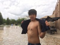 ロケ企画「川合俊一の現場主義」のワンシーン。(c)読売テレビ