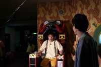 「冒険発掘バラエティ 霜降り明星のあてみなげ」のワンシーン。(c)静岡朝日テレビ