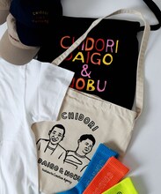 千鳥とJOURNAL STANDARD relumeのコラボ商品。