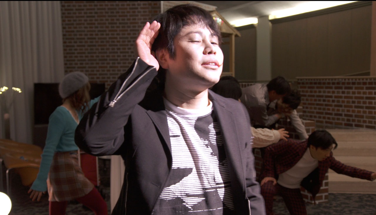 NON STYLE井上演じる鈴木鈴吉。