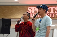 「いろはに千鳥」のDVD発売記念イベントに登場した千鳥。