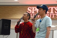 「いろはに千鳥」のDVD発売記念イベントに登場した千鳥。