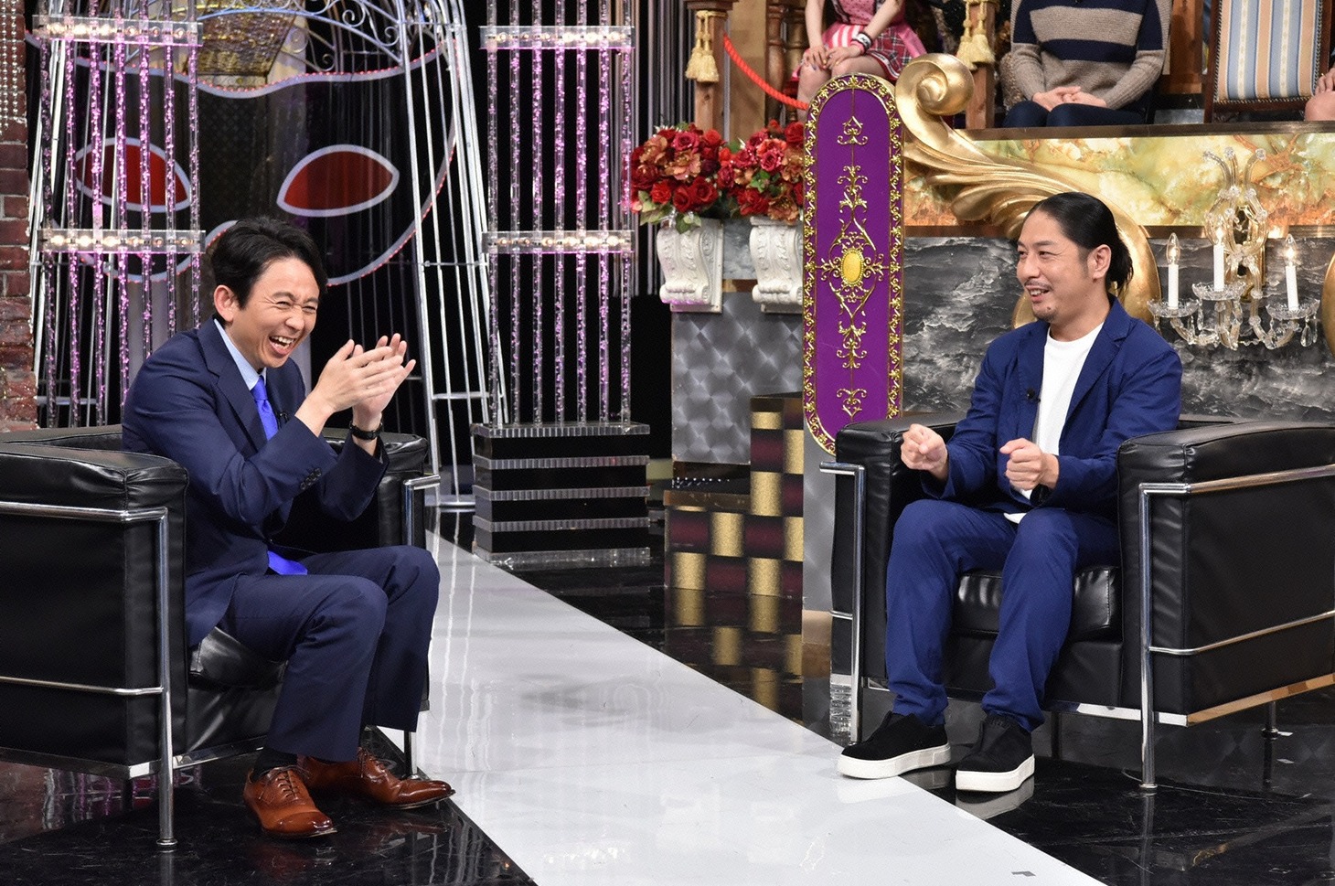 左から有吉弘行、GP a.k.a N.O.B.B。(c)日本テレビ