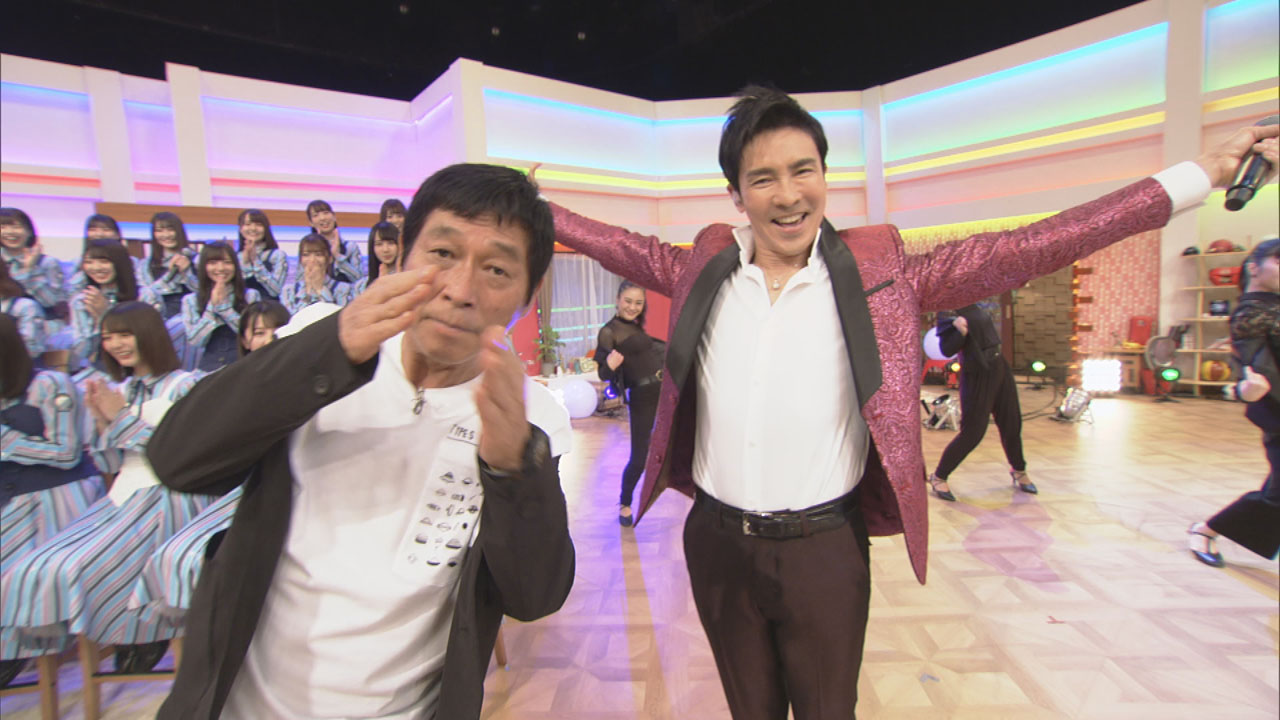明石家さんま（左）と郷ひろみ（右）。(c)NHK