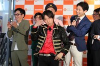 “ヤズマリー。”への改名を宣言したスカチャン・ヤジマリー。。