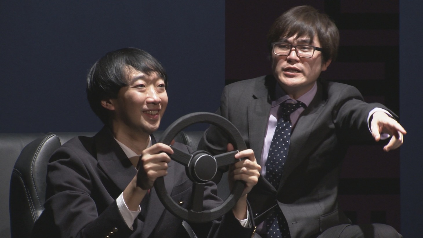 DVD「ラバーガールLIVE『お前ら愛してるぜ』」に収録される「タクシー」のワンシーン。