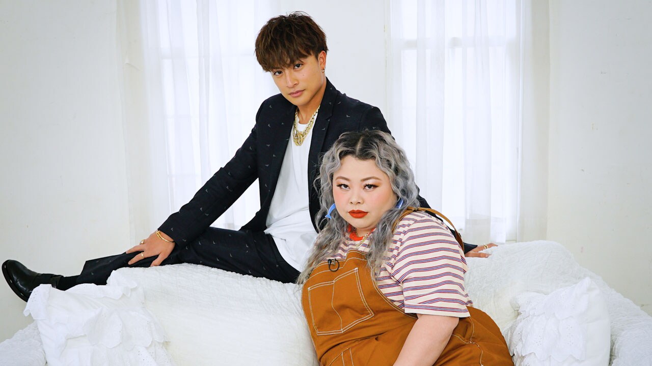 白濱亜嵐と渡辺直美（手前）。