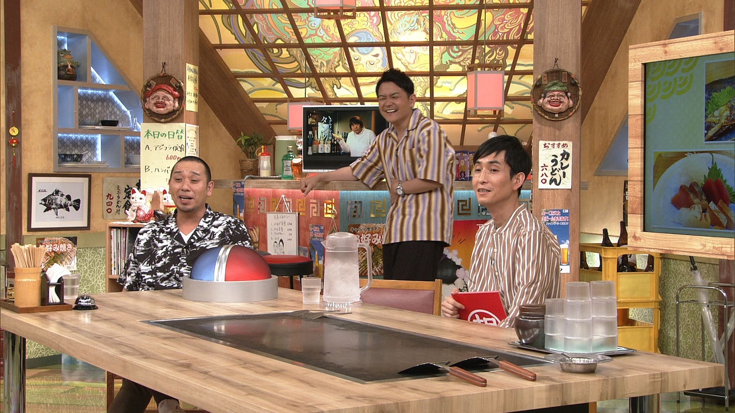 （左から）千鳥とカラテカ矢部。(c)ABC