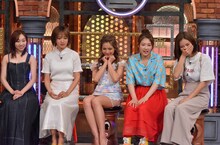 左から須田亜香里、夏菜、ゆきぽよ、西野未姫、朝日奈央。(c)読売テレビ