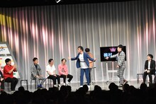 ラフ次元・梅村のオーバーリアクションを真似するアインシュタイン稲田。