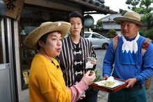 「冒険発掘バラエティ 霜降り明星のあてみなげ」ロケの様子。(c)静岡朝日テレビ