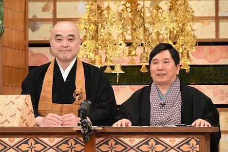 （左から）千葉公慈、爆笑問題・田中。(c)テレビ朝日